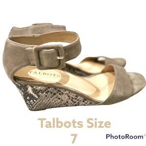 Talbots Taupe Sandal with Snakeskin Wedge Size 7